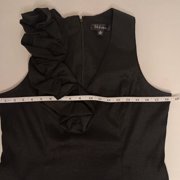 S.L. Fashions Black Dress with Rosette Adorned V-Neck and Back Women's Size 14 - Picture 13 of 16